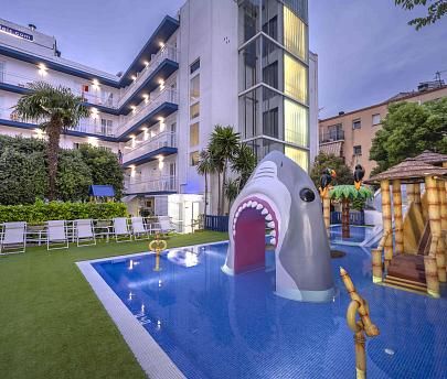 GHT Balmes Hotel, Aparthotel &amp; Splash***