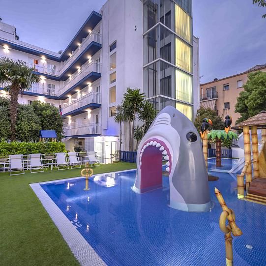 GHT Balmes Hotel, Aparthotel &amp; Splash***