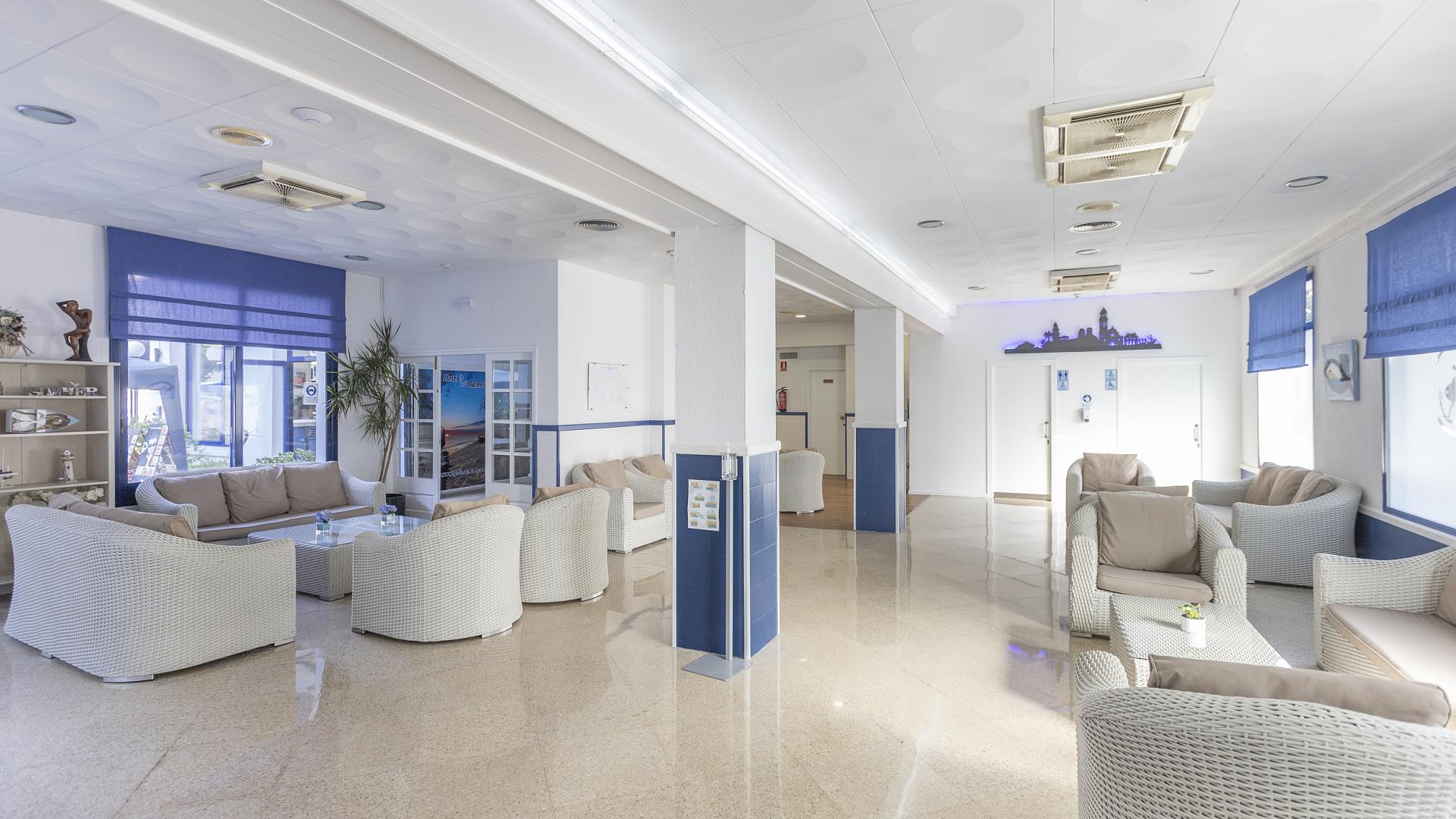 Свяжитесь сGHT Balmes Hotel, Aparthotel &amp; Splash