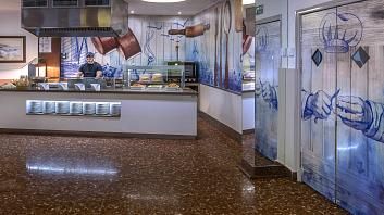 Фотогалереяотеля GHT Balmes Hotel, Aparthotel &amp; Splash***