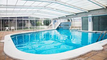 Крытый бассейн GHT Hotel Aquarium & Spa