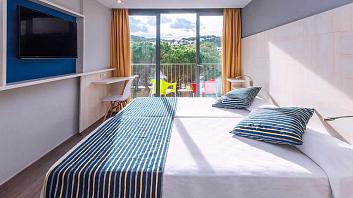 Номер GHT Hotel Sa Riera