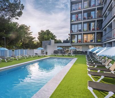 Hotel GHT Sa Riera****